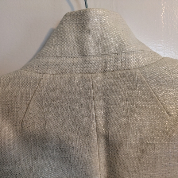 Shimmery white jacket - Picture 3 of 5